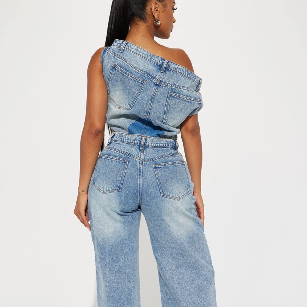 Brand new fashion nova jumpsuit